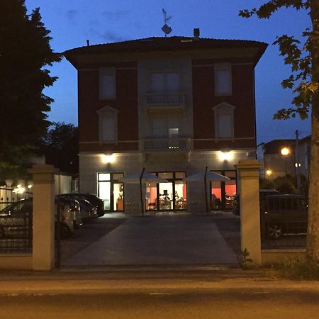 Apartament Mistica Space Reggio nell'Emilia Zewnętrze zdjęcie